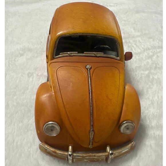 Jada Hollywood Ride Transformer VW Volkswagen Beetle Bumblebee Scale1/24  2021 - Picture 2 of 8